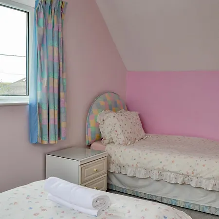 Sunny Crest - Uk34724 *