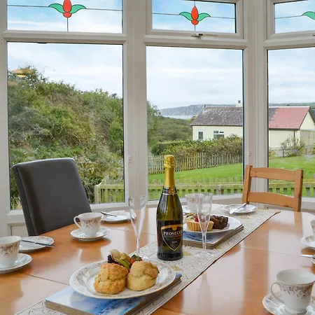 Sunny Crest - Uk34724 * Reighton